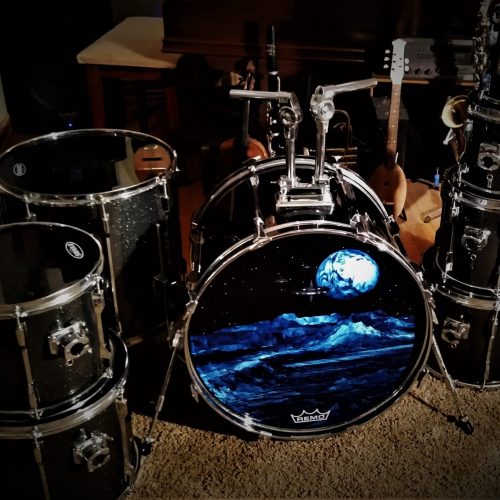 Luxuriously Lustrous Drum Wrap