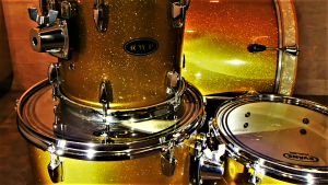 Traditional Gold Sparkle Drum Wrap